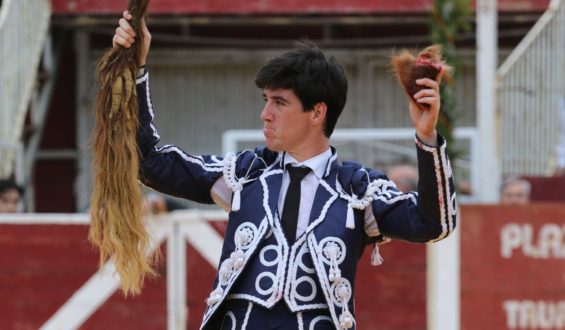 ¡EXITAZO! DE ESAU FERNANDEZ EN CAMAS