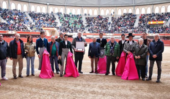 FESTIVAL EN HOMENAJE Y BENEFICIO A LOS ANGELES DEL TOREO