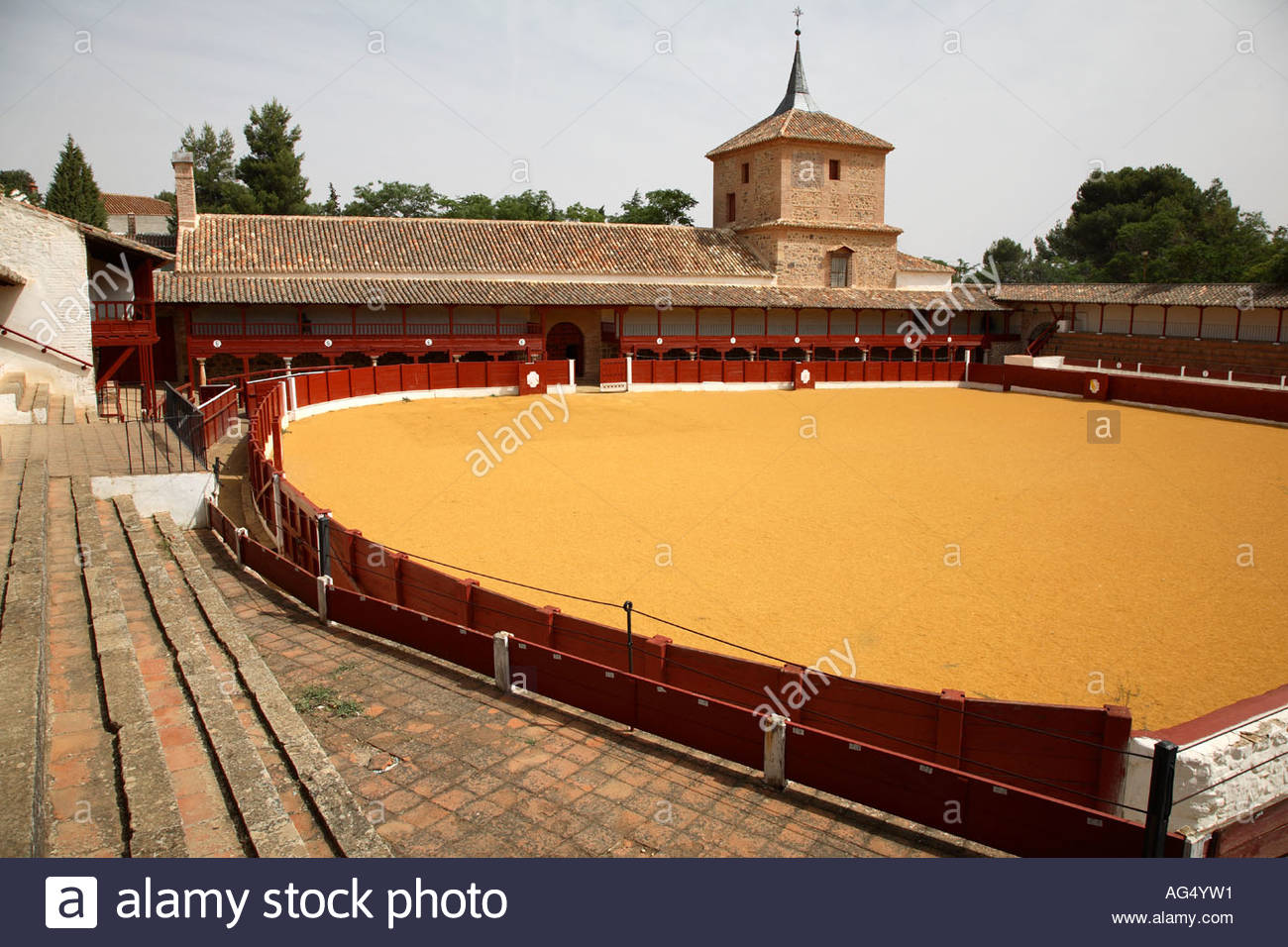 CORRIDA EN VALDEPEÑAS