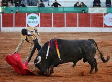 LA MADUREZ DE ESAÚ FERNANDEZ CON TRES OREJAS EN OSSA DE MONTIEL