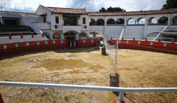 LA PLAZA DE TOROS DE GUATAVITA, OTRO INMUEBLE ABANDONADO