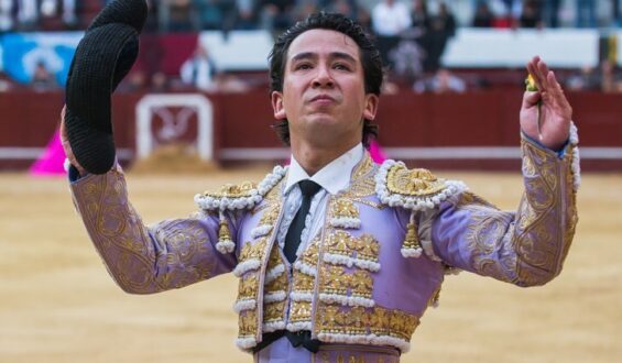 HERIDO MORENO MUÑOZ EN PLAZA PERUANA