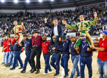 APOTEOSICO CIERRE DE FERIA CON 9 OREJAS Y UN RABO