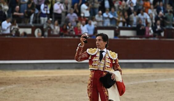 CURRO DIAZ Y ALVARO LORENZO OREJA POR COLETA