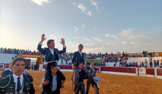 TRIUNFAZO DE S.GALAN Y L.HERNANDEZ