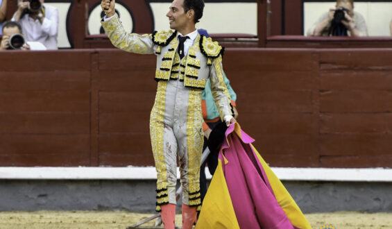 GOMEZ DEL PILAR… OREJA EN LAS VENTAS