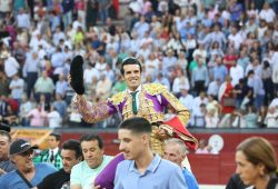 “EMILIO DE JUSTO” A HOMBROS EN JAEN