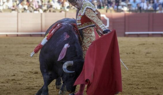 TALAVANTE… OREJA en LA MAESTRANZA DE SEVILLA