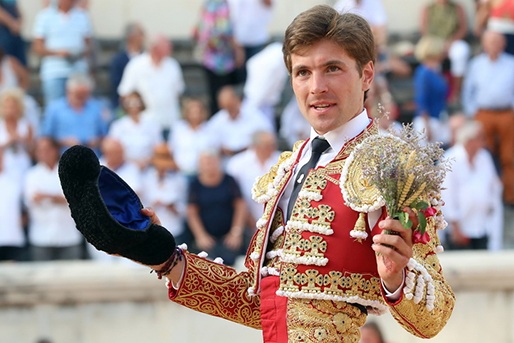 TRES JOVENES TOREROS QUE TRIUNFAN EN CASARUBIOS DEL MONTE