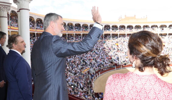 EL REY “FELIPE VI” PRESIDE LA CORRIDA DE LA PRENSA