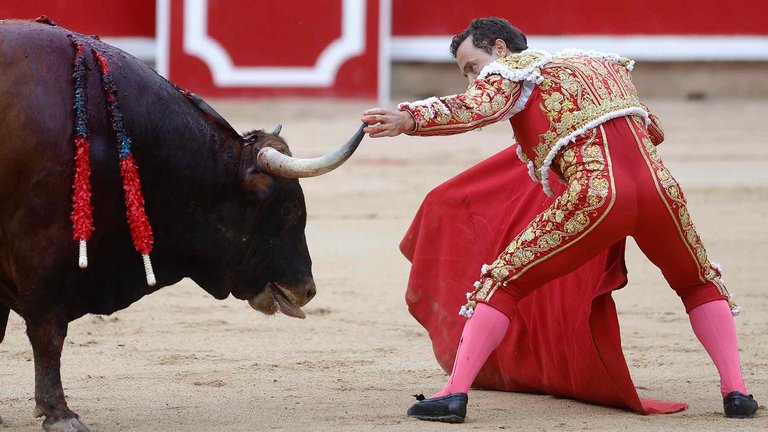 SILENCIOS… EN LA 3ª DE SAN FERMIN