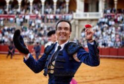 GRAN TARDE DE TOROS EN TARIFA – CADIZ