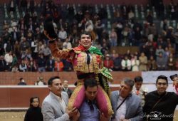 ISAAC FONSECA EN SOLITARIO… CINCO OREJAS