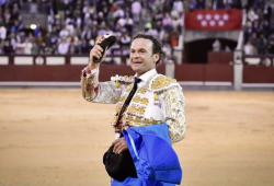 FERRERA.. OREJA EN LAS VENTAS