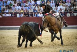 TERCERA TARDE CONSECUTIVA SIN OREJAS EN SAN ISIDRO