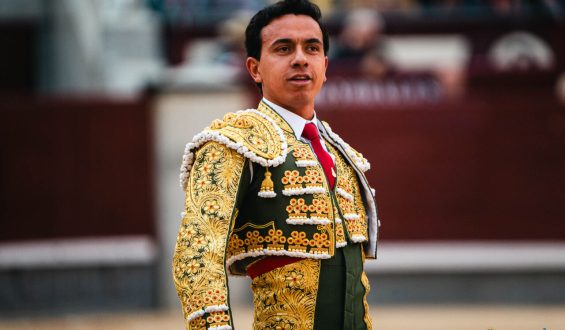 JUAN DE CASTILLA EN CERET Y PAMPLONA