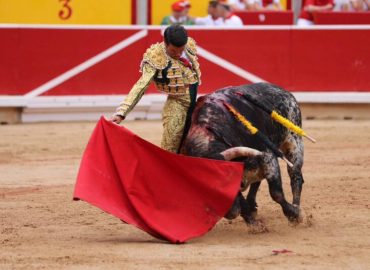 EMILIO DE JUSTO POR LA PUERTA GRANDE EN PAMPLONA