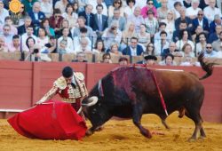 TALAVANTE CONQUISTÓ NUEVAMENTE SEVILLA Y SALIÓ POR LA PUERTA DEL PRINCIPE