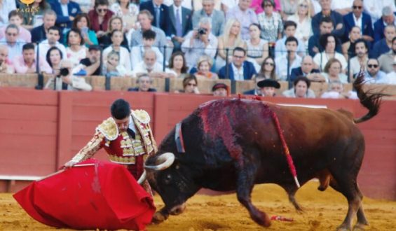 TALAVANTE CONQUISTÓ NUEVAMENTE SEVILLA Y SALIÓ POR LA PUERTA DEL PRINCIPE