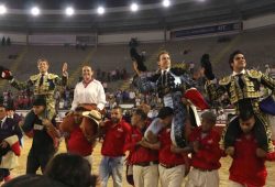 CON FESTIVAL Y CORRIDA APOTEOSICA SE CERRÓ LA FERIA DE CALI 66