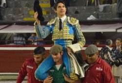 CASTELLA ABRE LA PUERTA GRANDE DE “CAÑAVERALEJO”. ENCIERRO DE ESCASO JUEGO DE “LAS VENTAS DEL ESPIRITU SANTO”