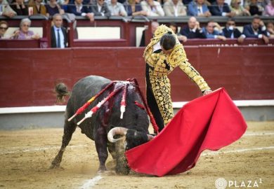 SOLITARIA OREJA PARA UCEDA LEAL EN LA NOVENA DE SAN ISIDRO