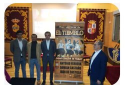 CARTEL CON NOTABLE ACENTO TORISTA EN EL TIEMBLO