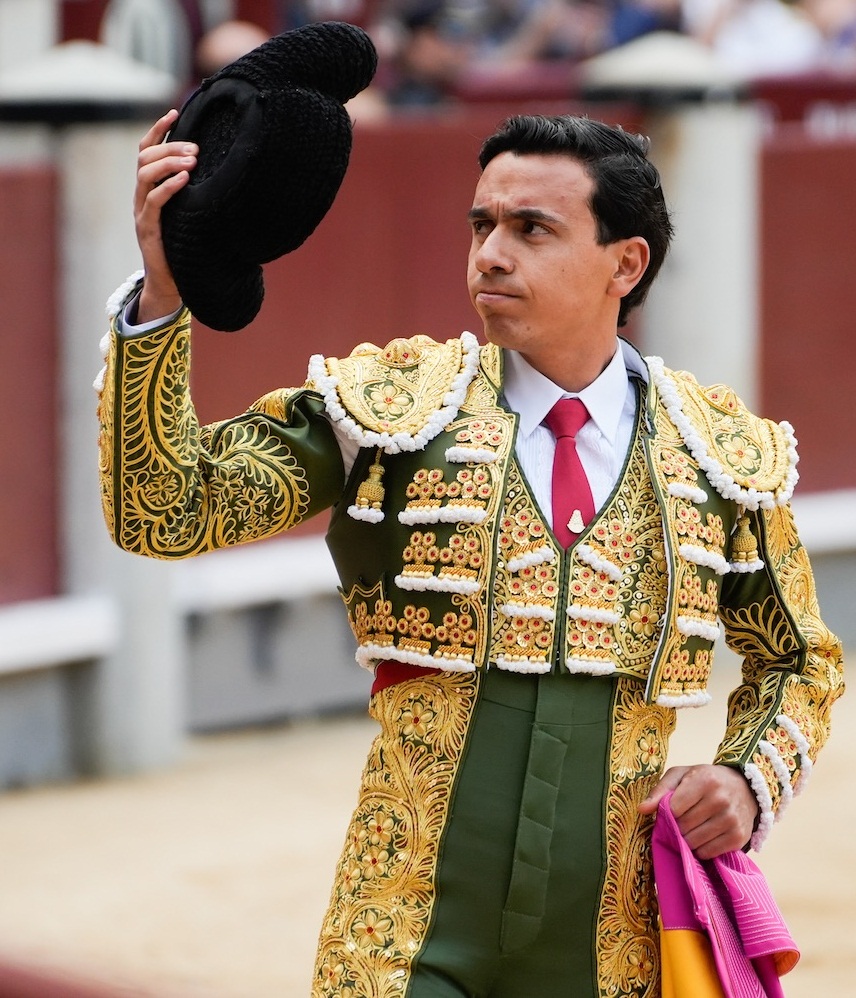 LA ESPADA DEJA SIN LEGÍTIMO TRIUNFO A JUAN DE CASTILLA