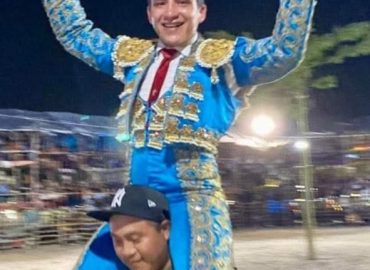 MANOLO CASTAÑEDA HACE MERITOS EN MEXICO Y SUMA FECHAS