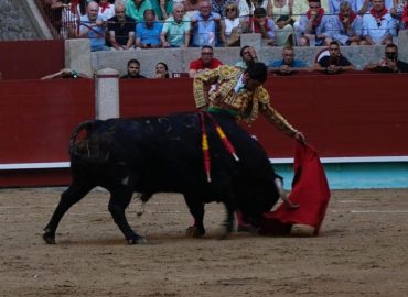 ENTRE 10 Y 15 DIAS ESTARÁ FUERA DE LOS RUEDOS MORANTE DE LA PUEBLA TRAS PERCANCE EN PONTEVEDRA