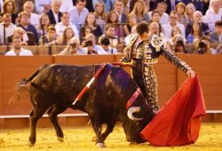 DESLUCIDA CORRIDA DE GARCIGRANDE QUE CONDICIONÓ EL TRIUNFO DE LOS TOREROS