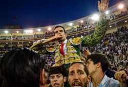 QUINTA PUERTA GRANDE DE EMILIO DE JUSTO EN MADRID