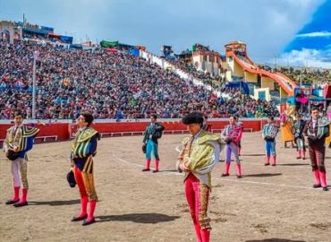 JOSE ARCILA Y MORENO MUÑOZ EN LAS ALTURAS DE MACUSANI – PERU