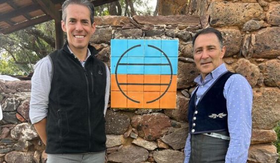 EL MAESTRO CÉSAR RINCÓN PREPARA SUS ACTUACIONES COLOMBIANAS EN GANADERÍAS MEXICANAS