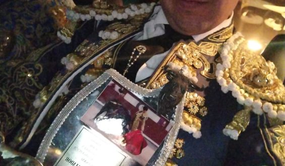 MORENO MUÑOZ  OBTIENE ESCAPULARIO DE ORO EN MACUSANI