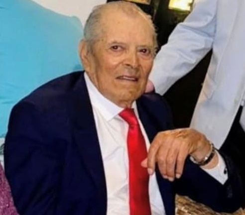 NOS DEJA DEL MUNDO TERRENAL EL GANADERO LUIS SEGURA