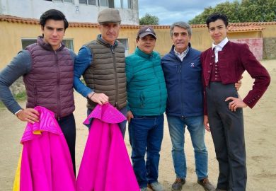 COLOMBO Y MARCO PEREZ EN CASA DE VICTORINO MARTIN