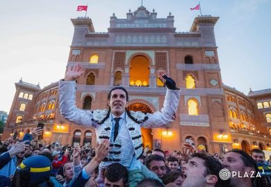 ALEJANDRO TALAVANTE CONQUISTA SU SEPTIMA PUERTA GRANDE
