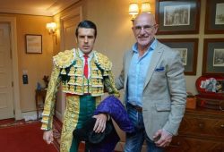 LUIS DE LA FUENTE, CAMPEON DEL MUNDO Y TAURINO QUE RECONOCE SU AFICIÓN