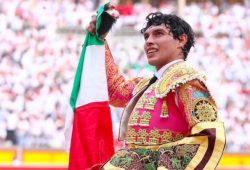 MUY DURA CORRIDA DE J. ESCOLAR EN LA QUE FONSECA CORTA UNA OREJA