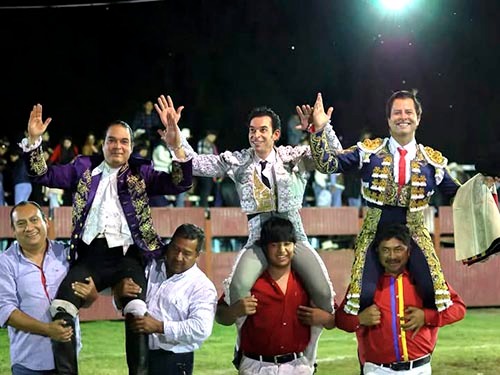 EL PORTAL ALTORO MEXICO REGISTRÓ EL RECIENTE TRIUNFO DEL TORERO COLOMBIANO CESAR AUGUSTO MANOTAS